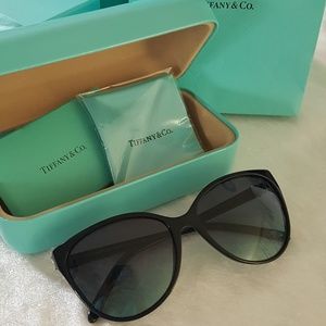 spectacles frames for men's face shape